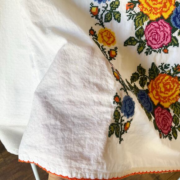 Durga Women Dress size M White See Through Floral Embroidery KneeLength Summer - Picture 5 of 10